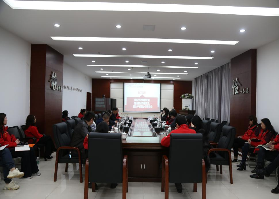 ǿ��������ʶ ��ʤȫ��Ŀ��