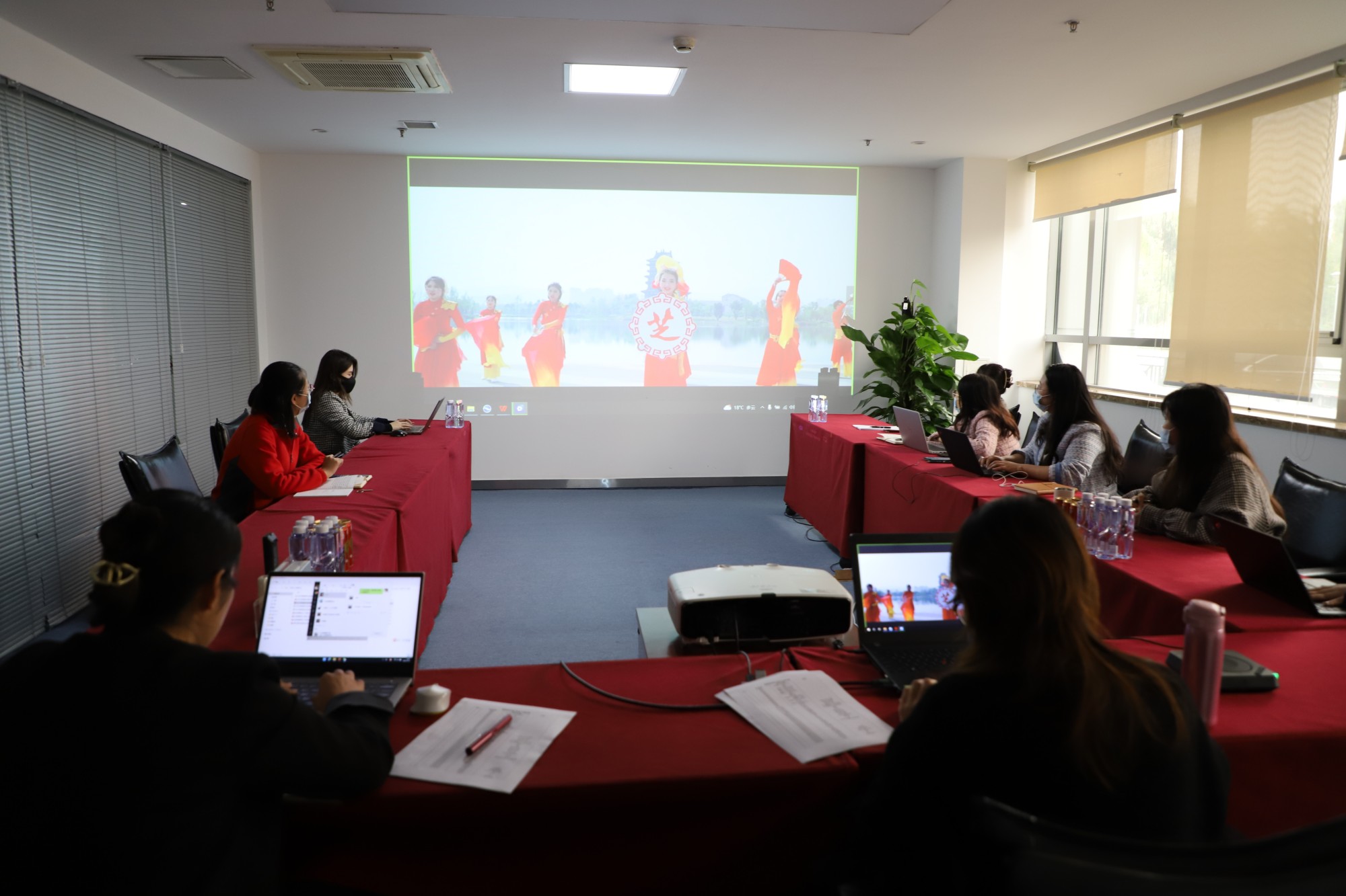 �ǿռ��ż��Ž����ٱ���Բ������